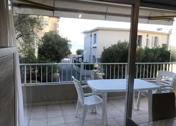 Apartment Climatise Proche Plage, Commerces Et Gare Avec Balcon, Parking Et Wifi - Fr-1-466a-5